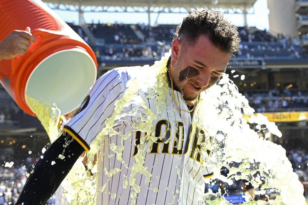 Merrill's Home Run Leads Padres To 5-2 Victory, Extends Unbeaten Streak To 7-0 Merrill's Home Run Leads Padres To 5-2 Victory, Extends Unbeaten Streak To 7-0
