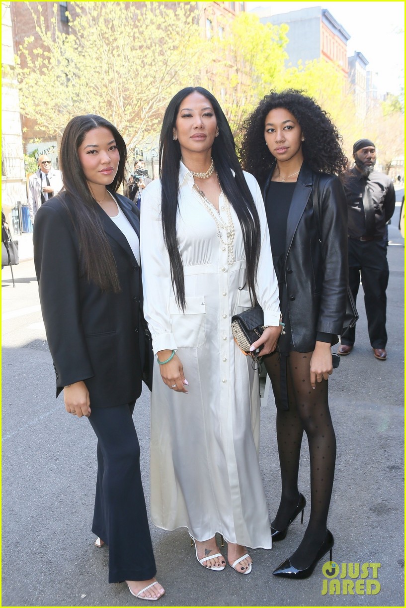 Met Gala 2025: Naomi Campbell's Alleged Ban And The Wintour Fallout Met Gala 2025: Naomi Campbell's Alleged Ban And The Wintour Fallout