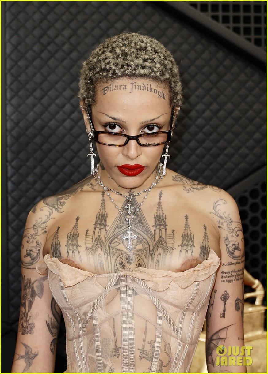 Met Gala 2025: Top Red Carpet Looks And Fashion Trends Met Gala 2025: Top Red Carpet Looks And Fashion Trends