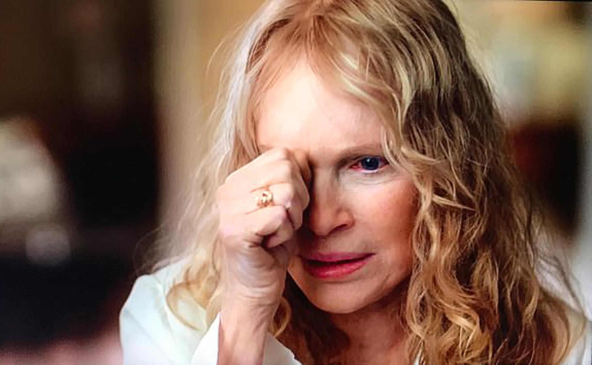 Mia Farrow Demands Trump's Imprisonment Following Venezuelan Gang Member Deportations Mia Farrow Demands Trump's Imprisonment Following Venezuelan Gang Member Deportations