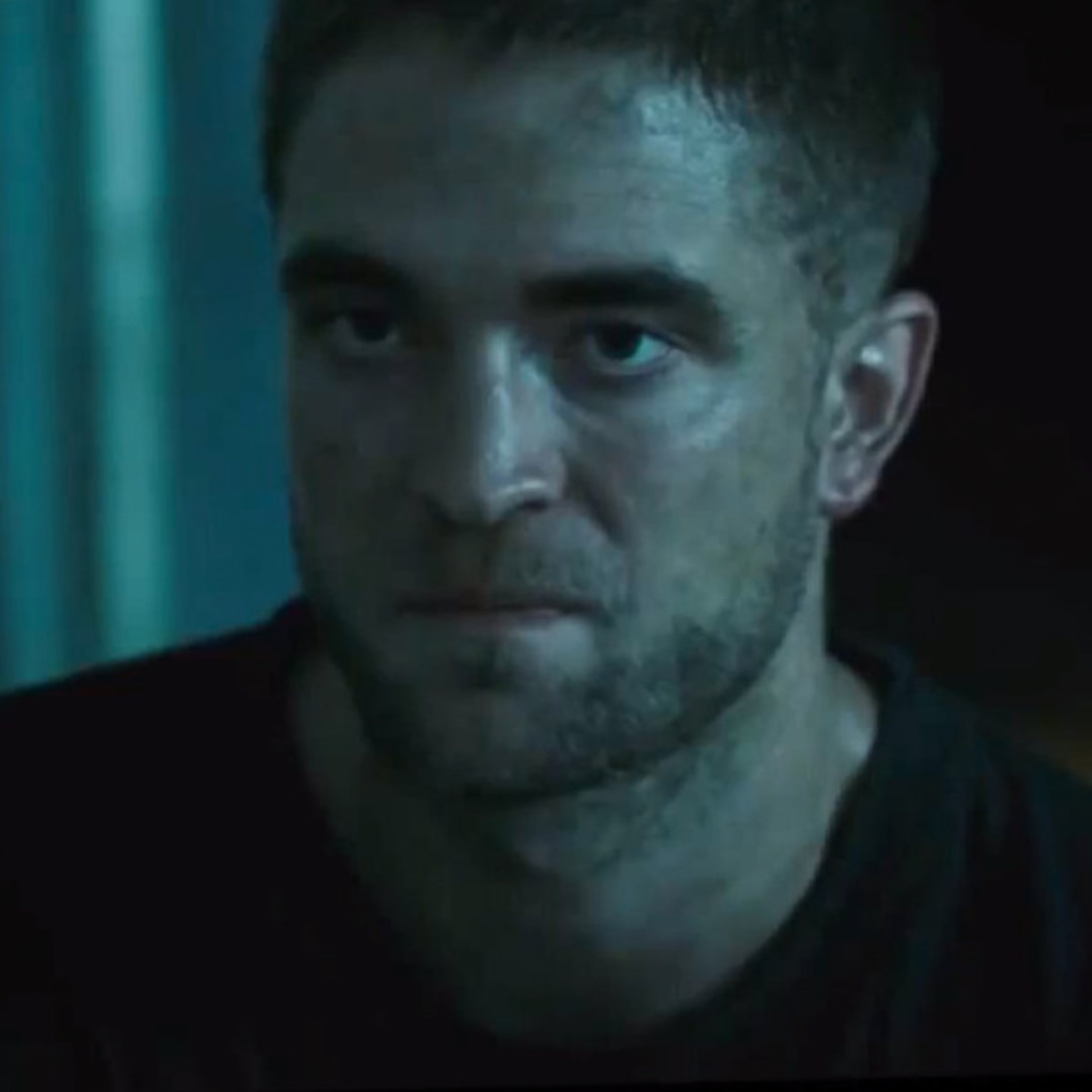 Mickey 17: Robert Pattinson's Accent Takes Center Stage Mickey 17: Robert Pattinson's Accent Takes Center Stage