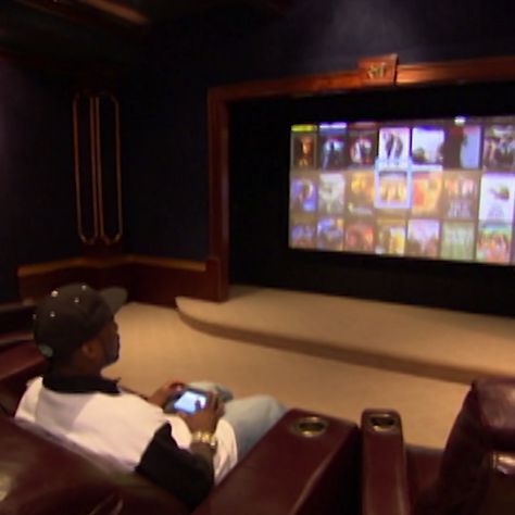 MTV Cribs: Celebrity Homes And Their Architectural Marvels MTV Cribs: Celebrity Homes And Their Architectural Marvels