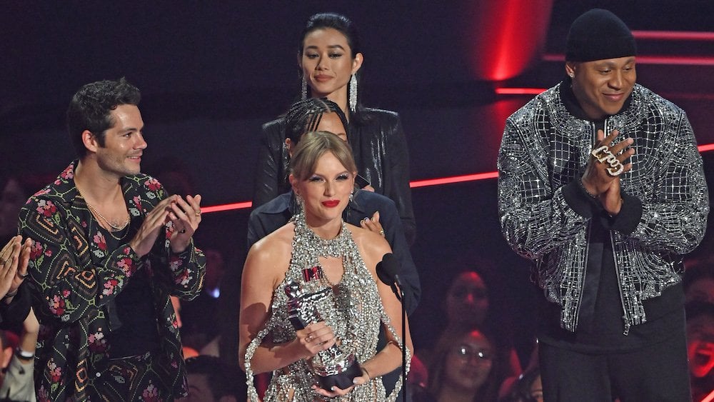 MTV Vs. CBS: The VMA Simulcast And The Future Of Music Television MTV Vs. CBS: The VMA Simulcast And The Future Of Music Television