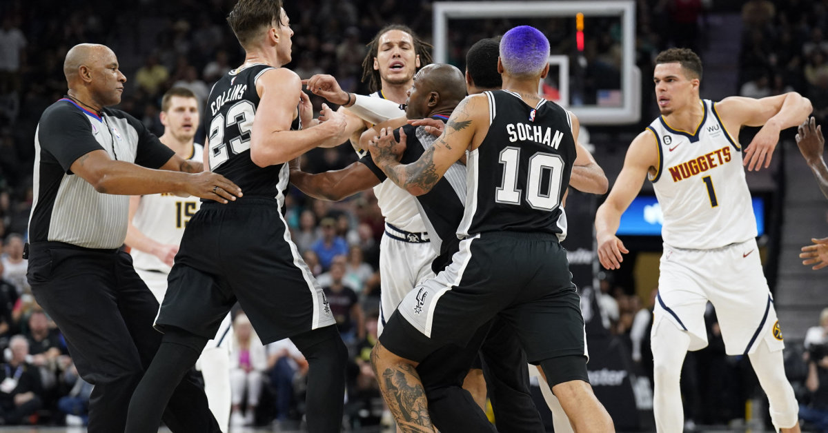 NBA Sensacija: „Boston Celtics“ Parduotas – Be Lietuvių Investicijų NBA Sensacija: „Boston Celtics“ Parduotas – Be Lietuvių Investicijų