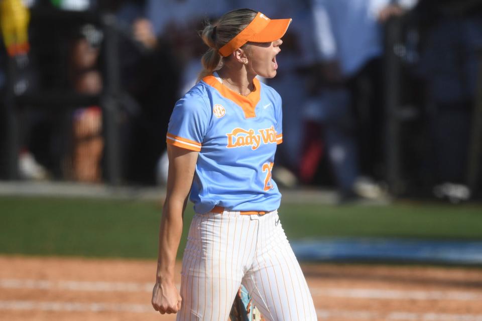 NCAA Softball: Karlyn Pickens Throws 78.2 Mph Fastball, Shattering Records NCAA Softball: Karlyn Pickens Throws 78.2 Mph Fastball, Shattering Records
