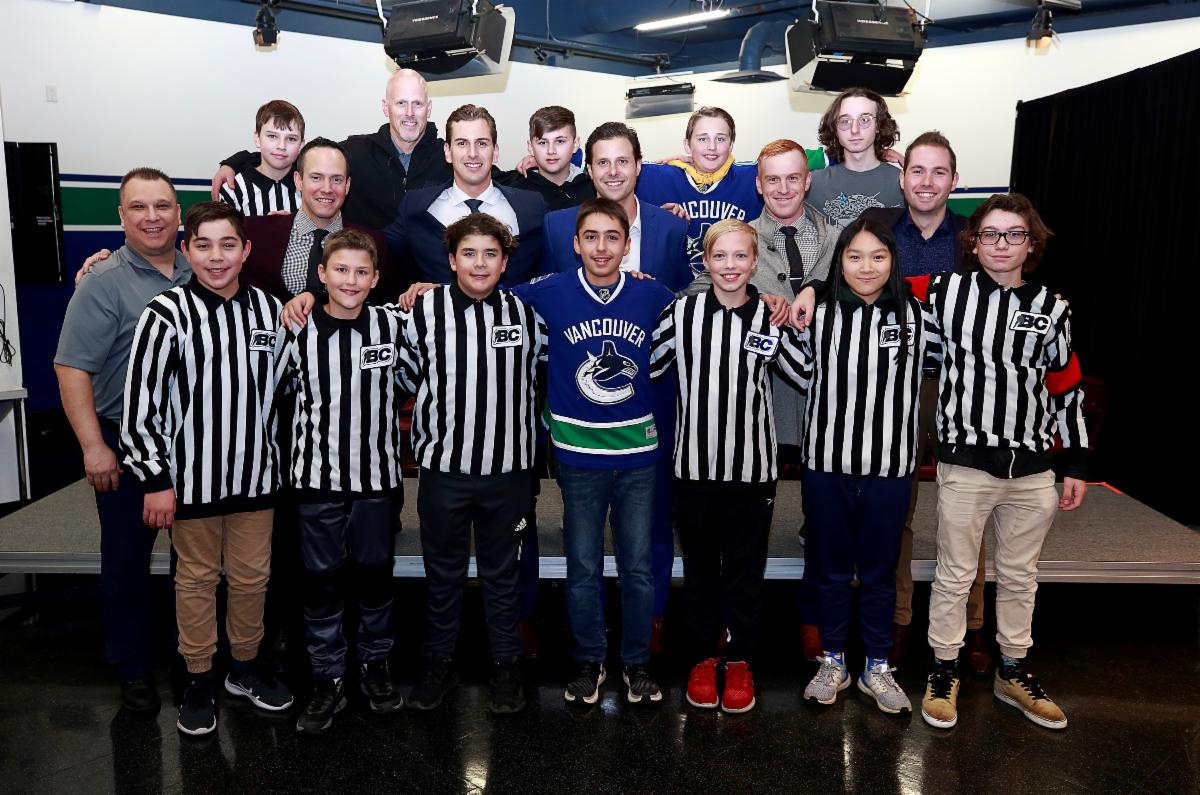 NHL Officials Embrace Apple Watch Technology: Impact On Game Performance NHL Officials Embrace Apple Watch Technology: Impact On Game Performance