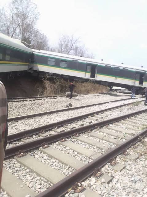 Nigeria Railway Corporation Halts Warri-Itakpe Train Service Following Engine Malfunction Nigeria Railway Corporation Halts Warri-Itakpe Train Service Following Engine Malfunction