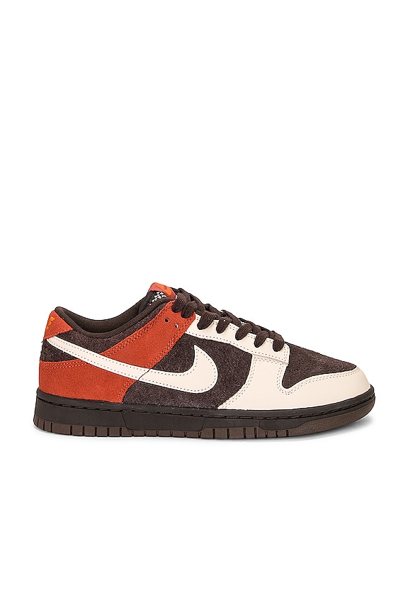 Nike Dunk Mega Sale: Revolve Offers Huge Discounts Nike Dunk Mega Sale: Revolve Offers Huge Discounts