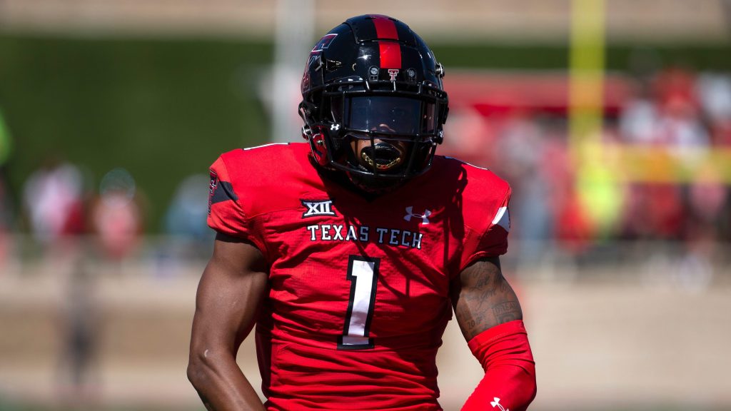 No. 10 Texas Tech Edges Out Kansas 78-73 Away