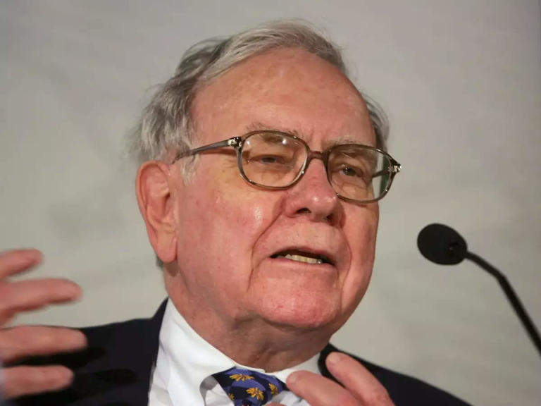 No Trump Tariff Support From Buffett: Reports Debunked No Trump Tariff Support From Buffett: Reports Debunked