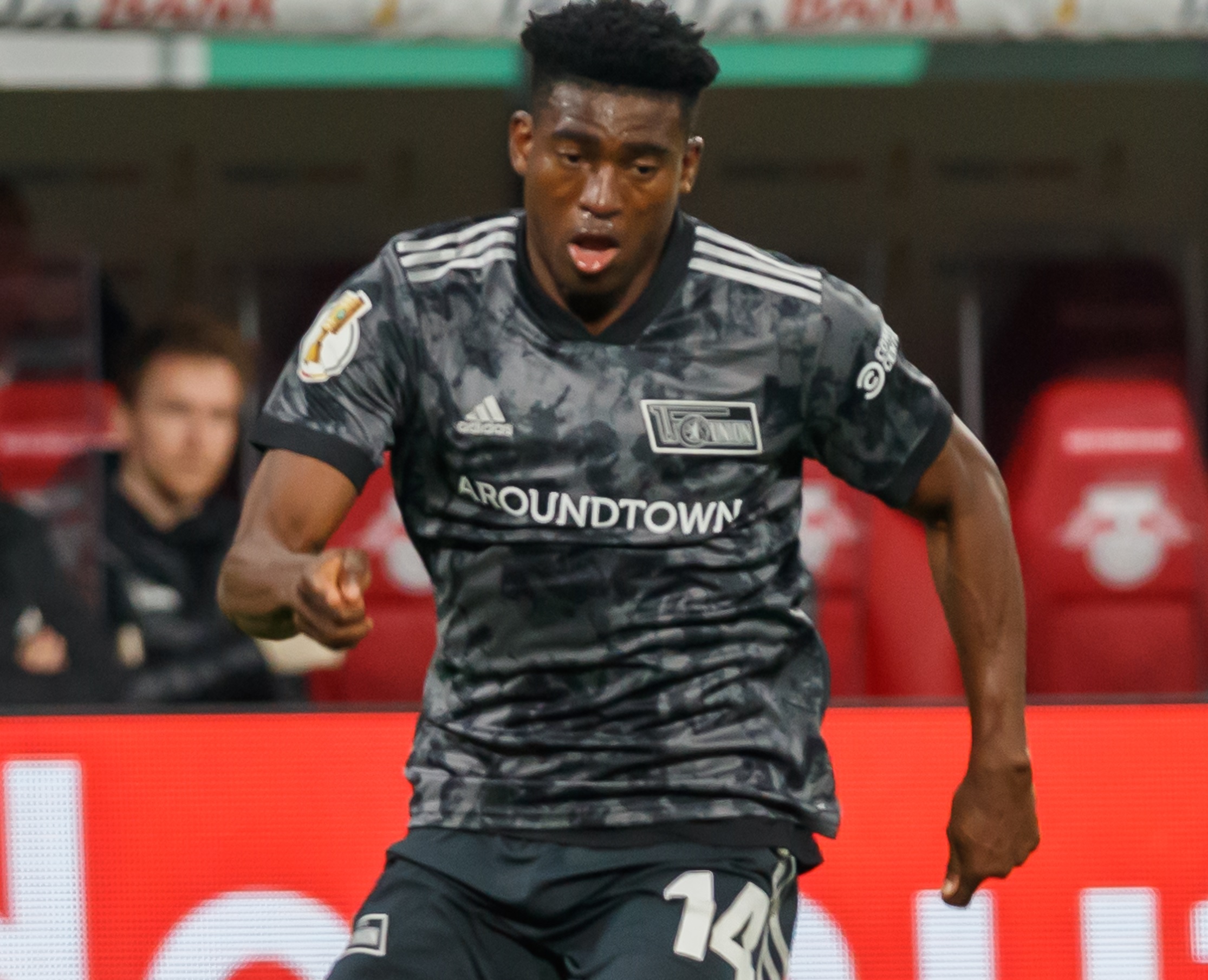 Nottingham Forest's Awoniyi Undergoes Surgery, Out Indefinitely Nottingham Forest's Awoniyi Undergoes Surgery, Out Indefinitely