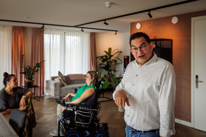 NPO-baas Beschuldigd Van Het Creëren Van Een Angstcultuur Door Tientallen Medewerkers NPO-baas Beschuldigd Van Het Creëren Van Een Angstcultuur Door Tientallen Medewerkers