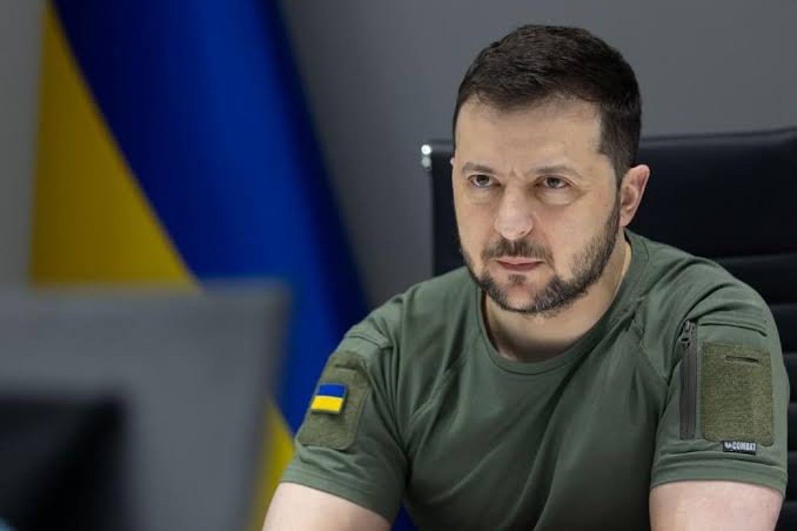 Одинокий Президент: Зеленский На 9 Мая Без Гостей Одинокий Президент: Зеленский На 9 Мая Без Гостей