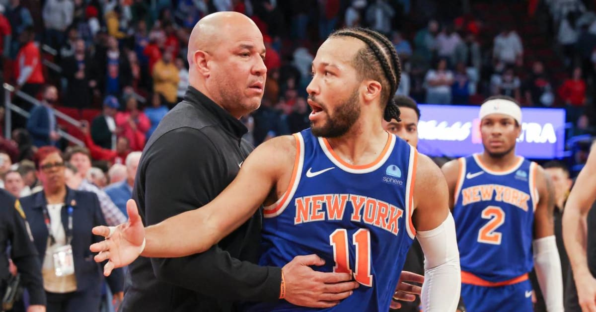 Officials Admit Missed Call In Knicks-Pistons Game Finish Officials Admit Missed Call In Knicks-Pistons Game Finish