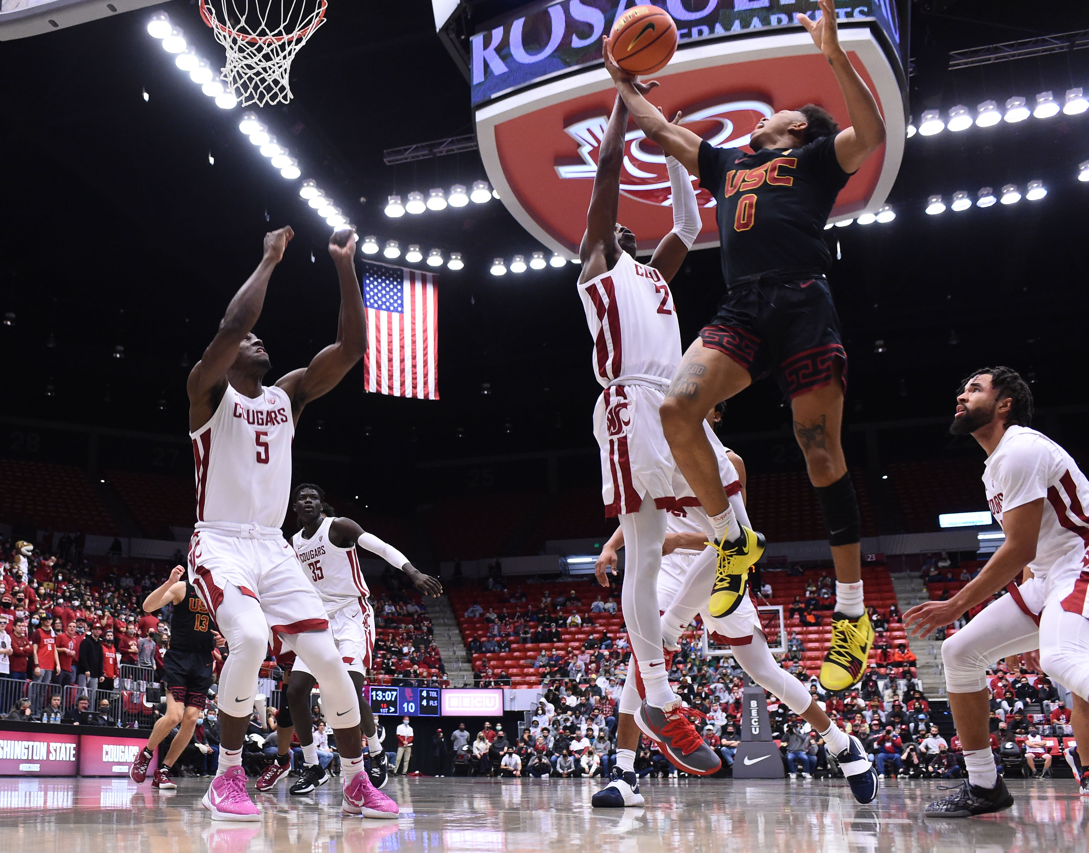 Oregon Ducks Overcome Deficit, Defeat Vanderbilt In NCAA Women's Basketball OT Oregon Ducks Overcome Deficit, Defeat Vanderbilt In NCAA Women's Basketball OT
