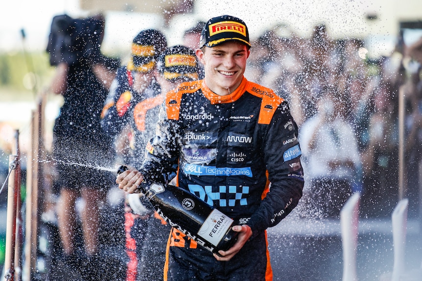Oscar Piastri Claims Pole At Bahrain Grand Prix Oscar Piastri Claims Pole At Bahrain Grand Prix