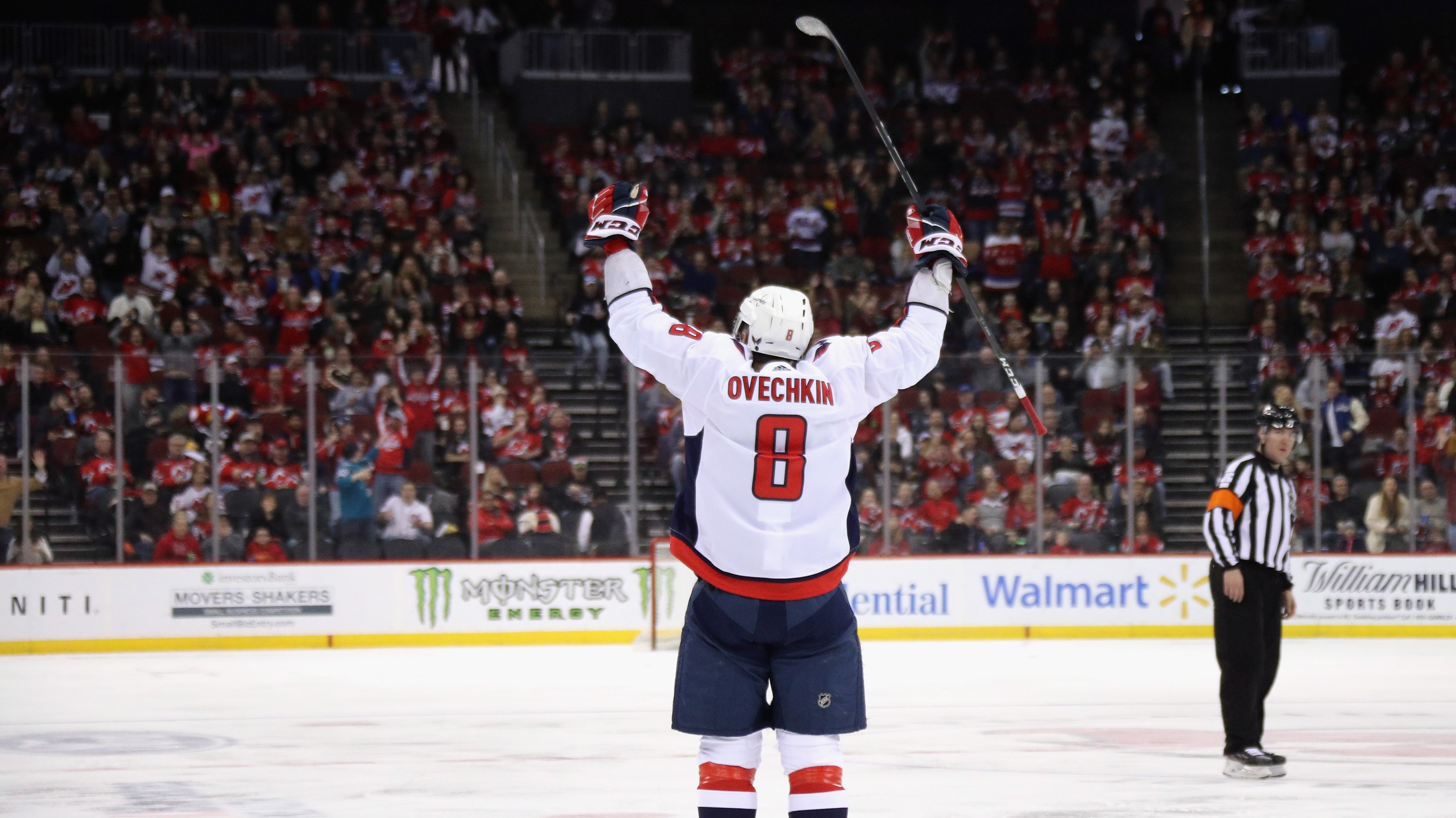 Ovechkin Scores 894 Goals, Tying Gretzky's NHL Record Ovechkin Scores 894 Goals, Tying Gretzky's NHL Record