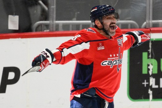 Ovechkin's 894th Goal: NHL Record Tied With Gretzky