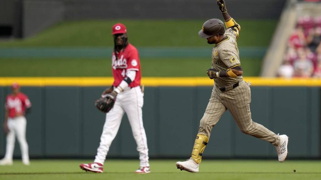 Padres Activate Jason Heyward And Luis Arraez From Injured List Padres Activate Jason Heyward And Luis Arraez From Injured List