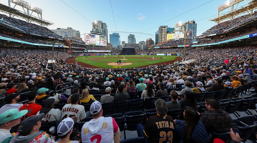 Padres Sweep Giants In Petco Park Showdown Padres Sweep Giants In Petco Park Showdown