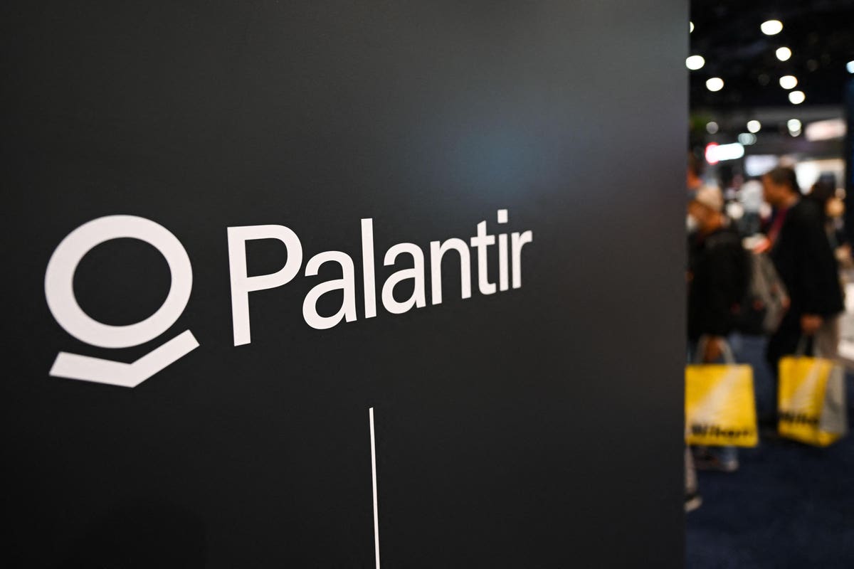 Palantir Stock: Buy Before May 5th Earnings? A Detailed Look Palantir Stock: Buy Before May 5th Earnings? A Detailed Look