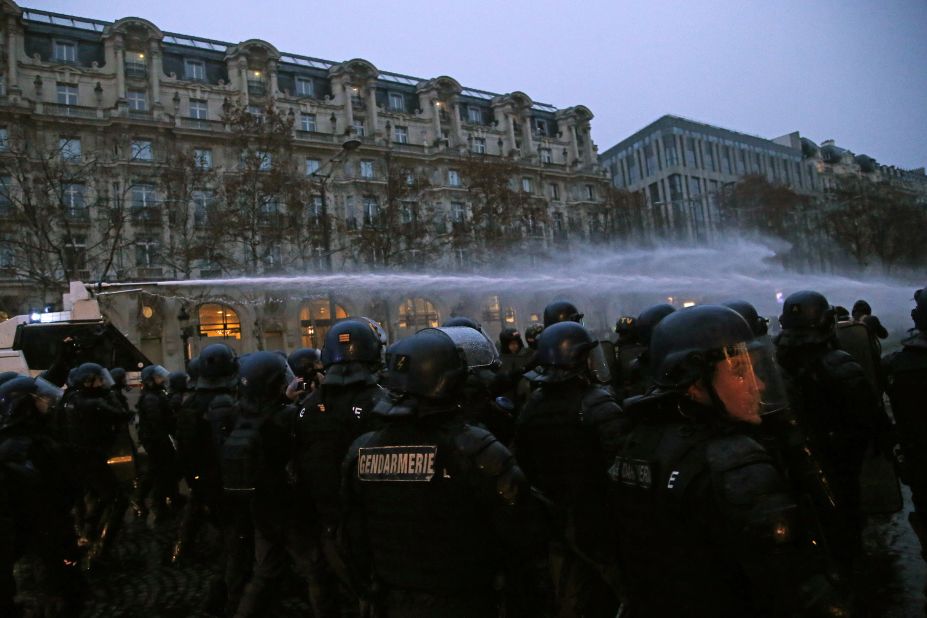 Paris Sees Fierce Counter-Protests As Le Pen Claims Paris Sees Fierce Counter-Protests As Le Pen Claims