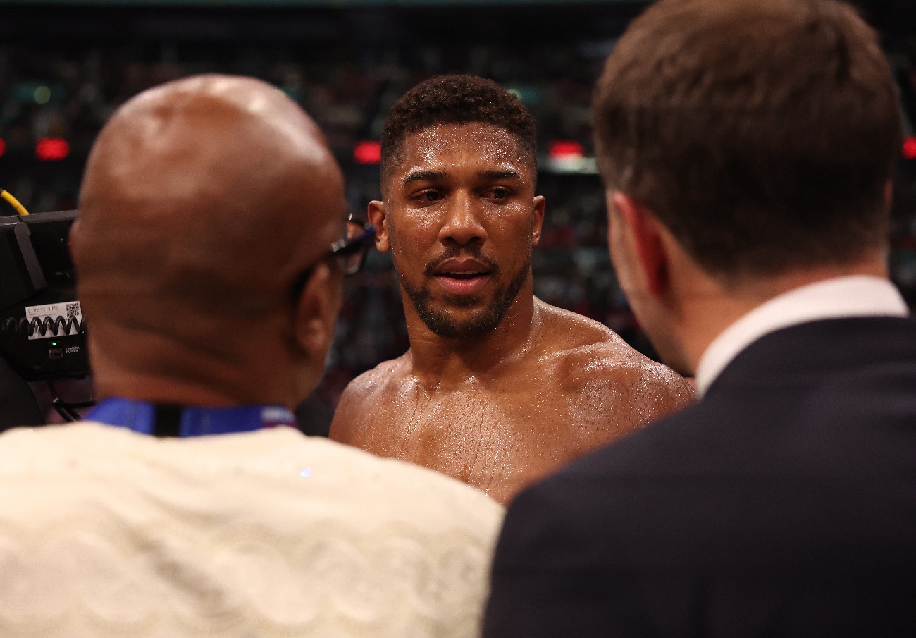 Parker Mandatory Wait: WBO's Usyk-Dubois Rematch Consideration Parker Mandatory Wait: WBO's Usyk-Dubois Rematch Consideration