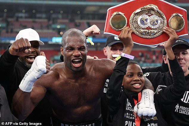 Parker's Mandatory Position: Analyzing The WBO's Usyk-Dubois Rematch Plans Parker's Mandatory Position: Analyzing The WBO's Usyk-Dubois Rematch Plans