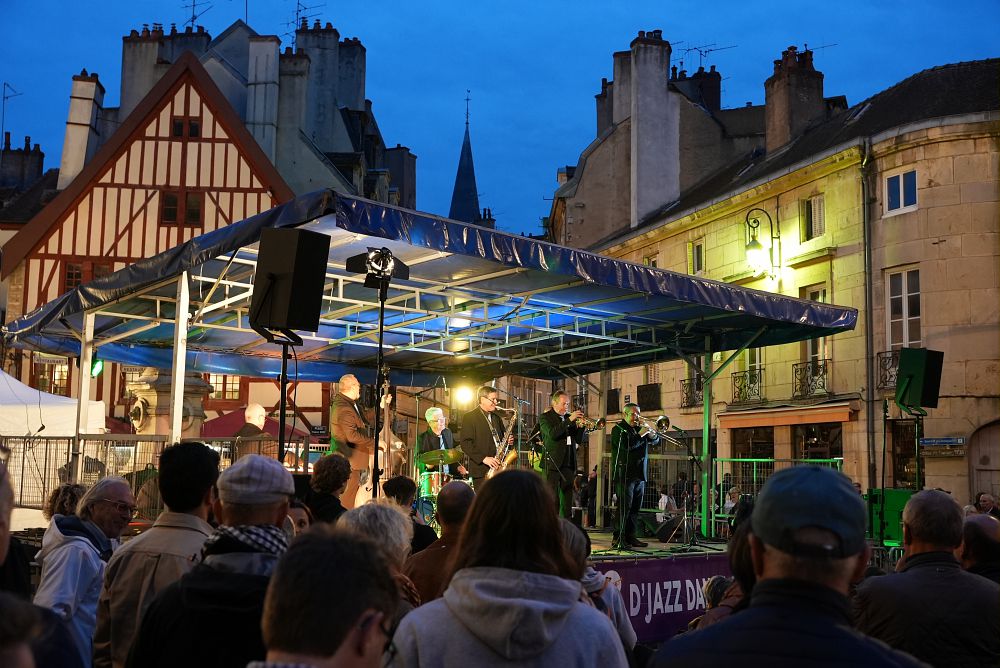 Participer À Une Collecte De Cheveux À Dijon Participer À Une Collecte De Cheveux À Dijon