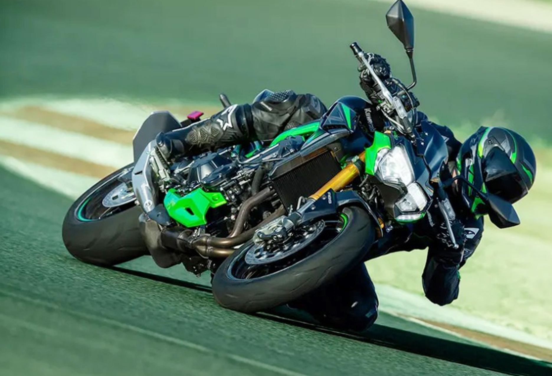 Perbandingan Harga Kawasaki Z900 Dan Z900 SE Di Indonesia Dan Negara Lain Perbandingan Harga Kawasaki Z900 Dan Z900 SE Di Indonesia Dan Negara Lain