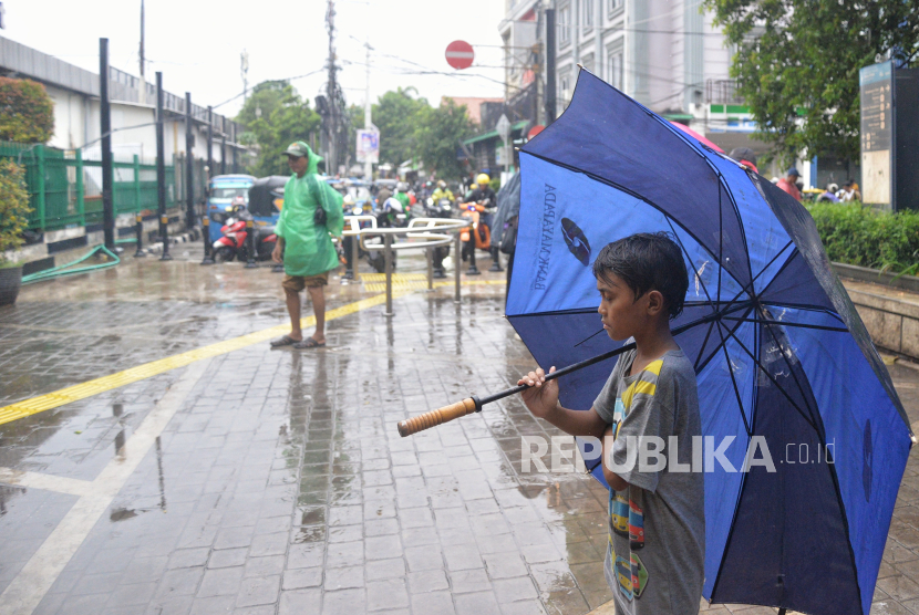 Perkiraan Cuaca Akurat: Hujan Di Denpasar Dan Sekitarnya Besok Perkiraan Cuaca Akurat: Hujan Di Denpasar Dan Sekitarnya Besok