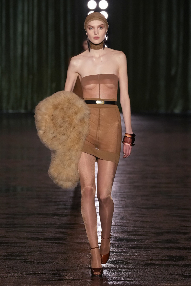 PFW Fall 2024: YSL's Suit Collection Analyzed PFW Fall 2024: YSL's Suit Collection Analyzed