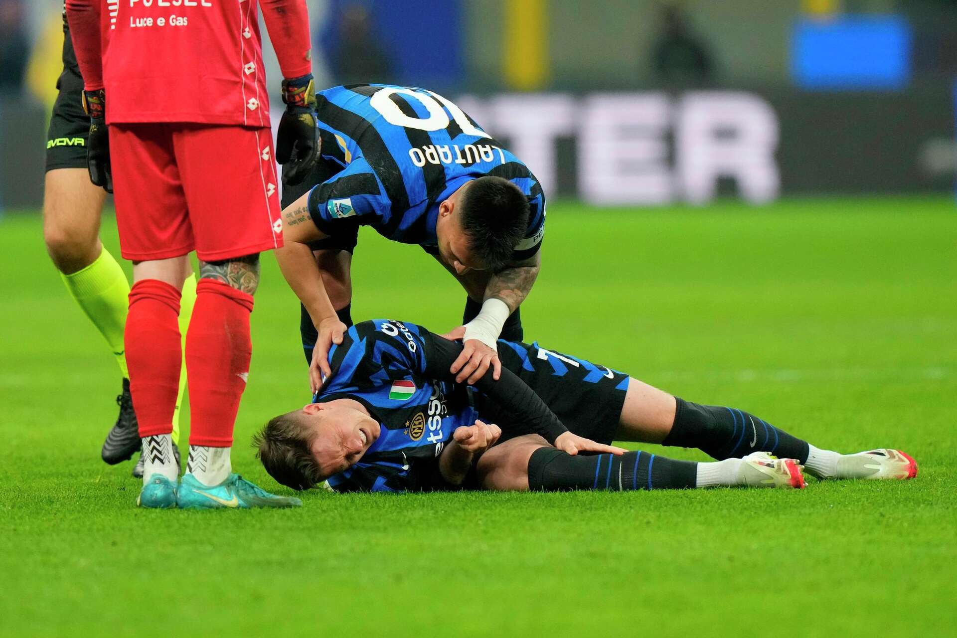 Piotr Zielinski's Calf Injury: How Long Will The Inter Milan Midfielder Be Out? Piotr Zielinski's Calf Injury: How Long Will The Inter Milan Midfielder Be Out?
