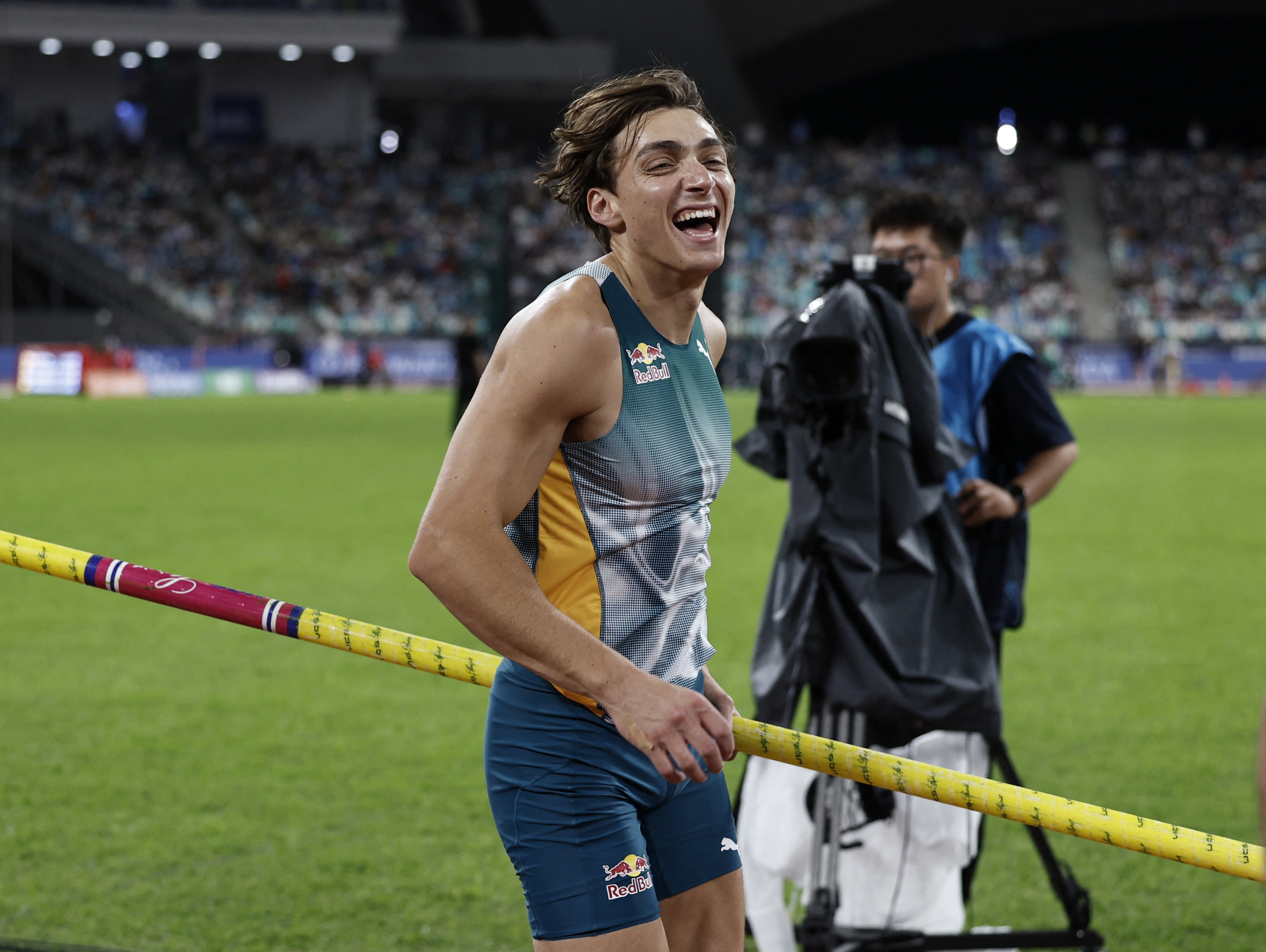 Pole Vault Powerhouse: Duplantis' Diamond League Start Amidst Athletics Reform Pole Vault Powerhouse: Duplantis' Diamond League Start Amidst Athletics Reform