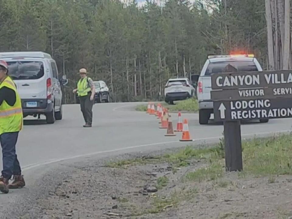 Police Investigating Fatal Seven-Person Crash Near Yellowstone Police Investigating Fatal Seven-Person Crash Near Yellowstone