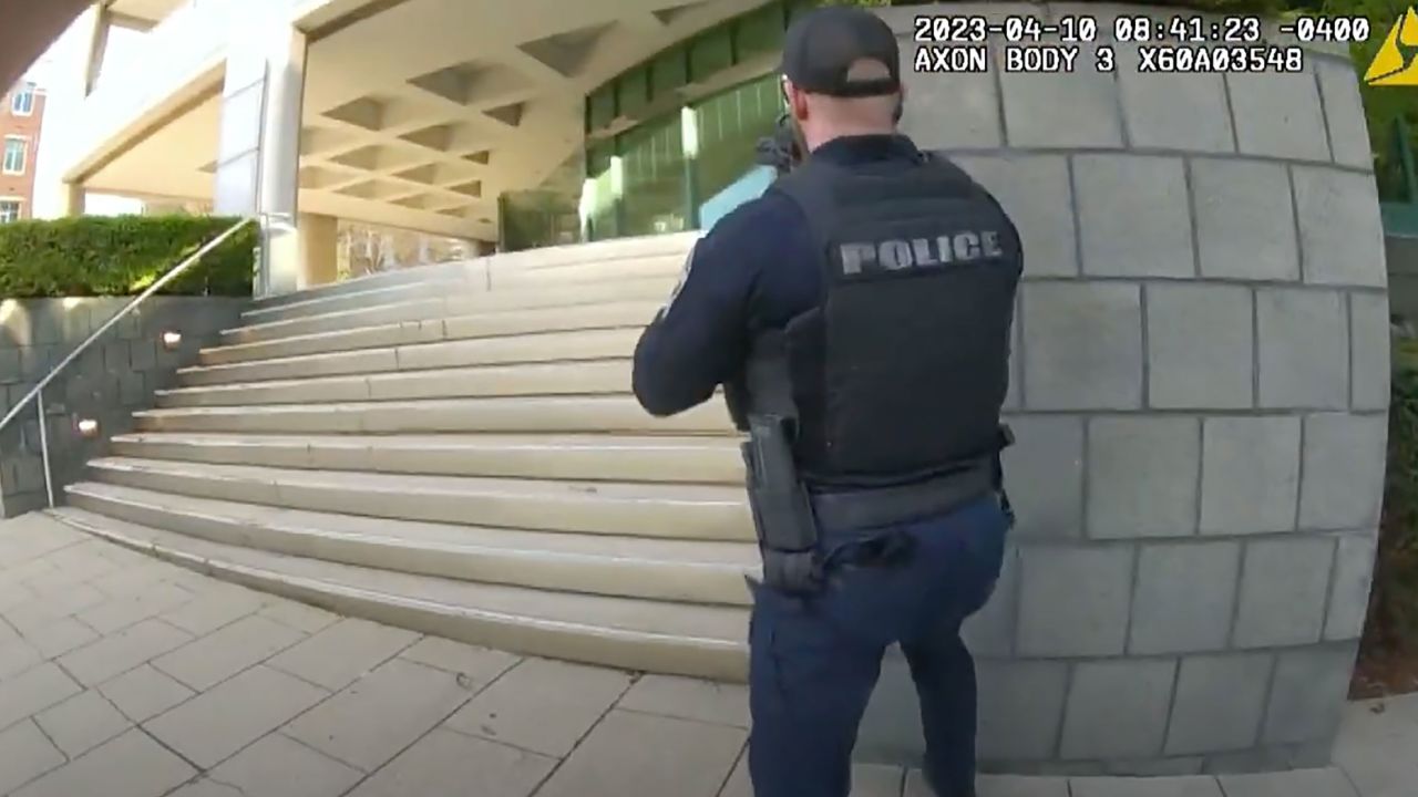 Police Officer Saves Choking Toddler: Bodycam Footage Shows Dramatic Rescue Police Officer Saves Choking Toddler: Bodycam Footage Shows Dramatic Rescue
