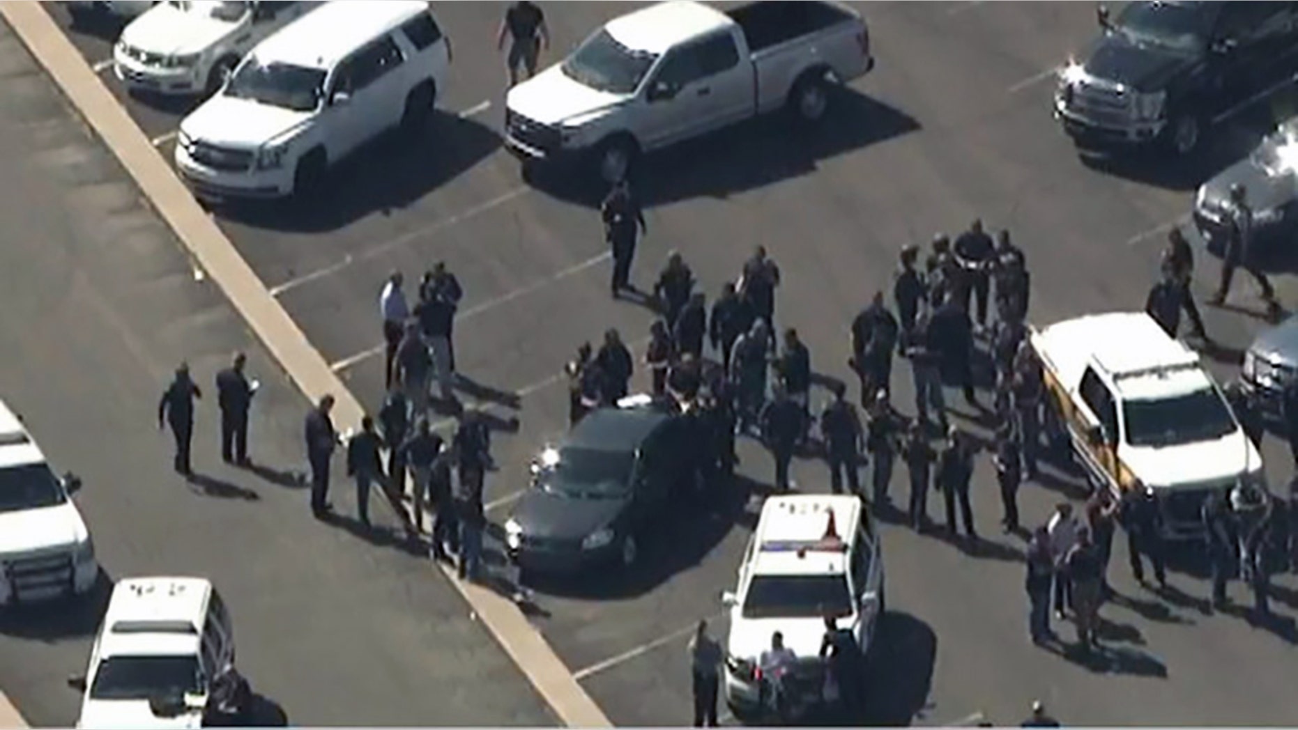 Police Respond To Shooting At Arizona Restaurant; Several Injured Police Respond To Shooting At Arizona Restaurant; Several Injured