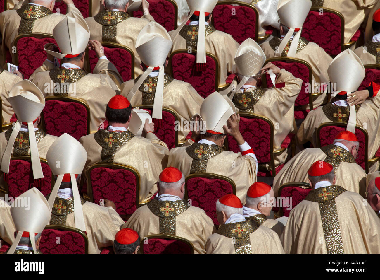 Pope Leo's Inaugural Mass: A Warning Against The Rise Of De Facto Atheism Pope Leo's Inaugural Mass: A Warning Against The Rise Of De Facto Atheism