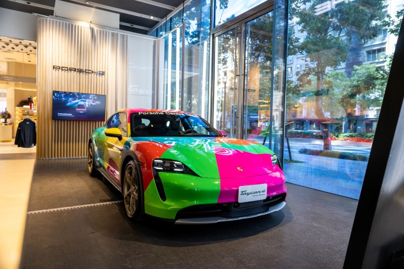 探訪新北Porsche NOW概念店:藝術、Labubu與Porsche的獨特體驗 探訪新北Porsche NOW概念店:藝術、Labubu與Porsche的獨特體驗