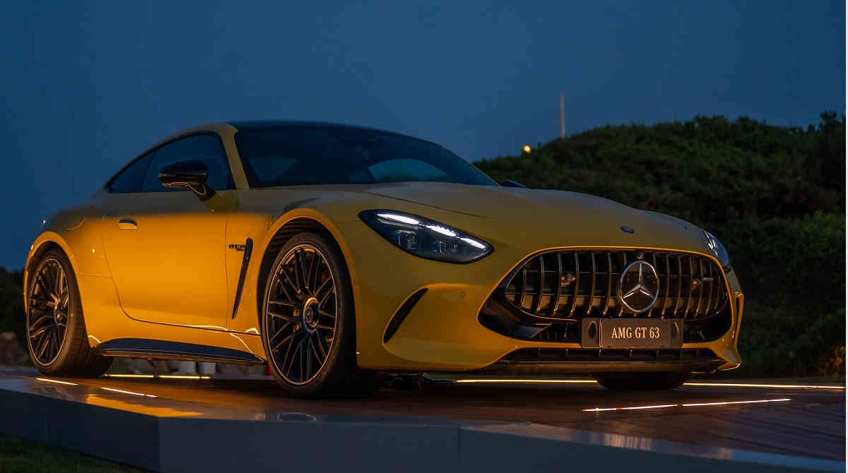 Porsche's Struggle: Balancing Ferrari's Sportiness And Mercedes' Luxury In A Trade War Climate Porsche's Struggle: Balancing Ferrari's Sportiness And Mercedes' Luxury In A Trade War Climate