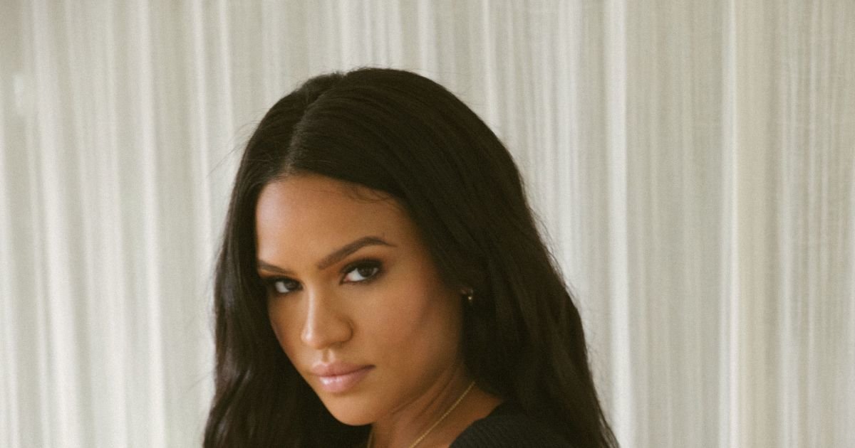 Pregnant Cassie Shares Third Child's Gender With Fans Pregnant Cassie Shares Third Child's Gender With Fans