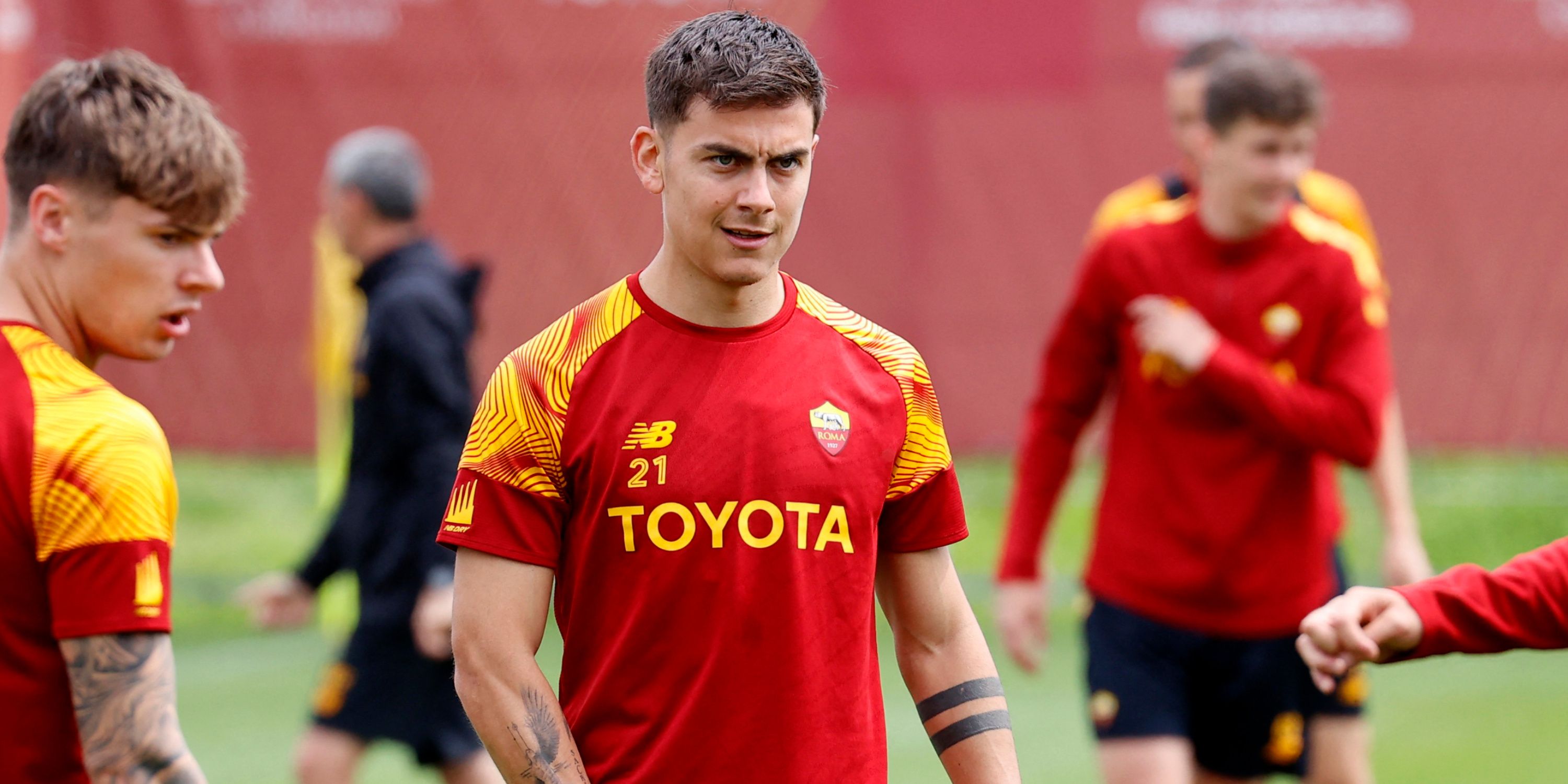 Premier League Transfer News: Agent Meets With Liverpool And Arsenal Premier League Transfer News: Agent Meets With Liverpool And Arsenal
