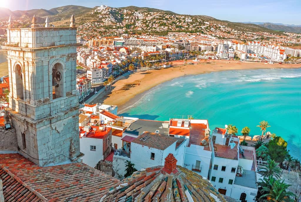 Provence Hiking Itinerary: Mountains To Mediterranean Provence Hiking Itinerary: Mountains To Mediterranean