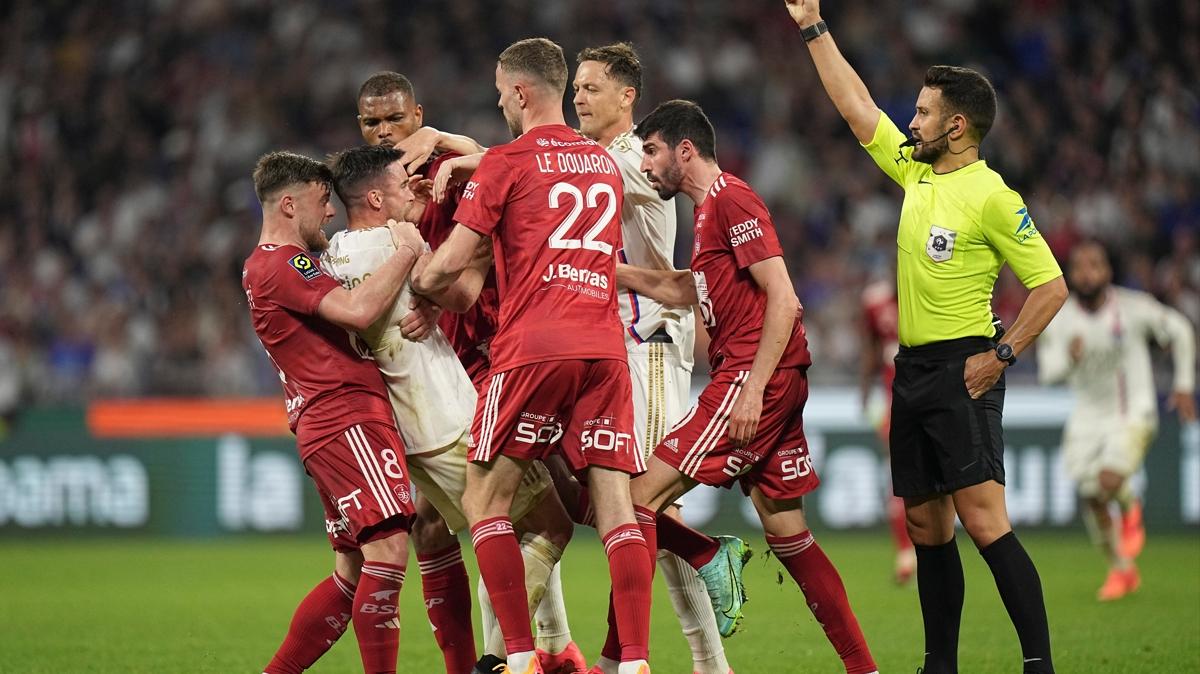 PSG - Nantes: Berabere Sonuçla Heyecan Dolu Maç PSG - Nantes: Berabere Sonuçla Heyecan Dolu Maç