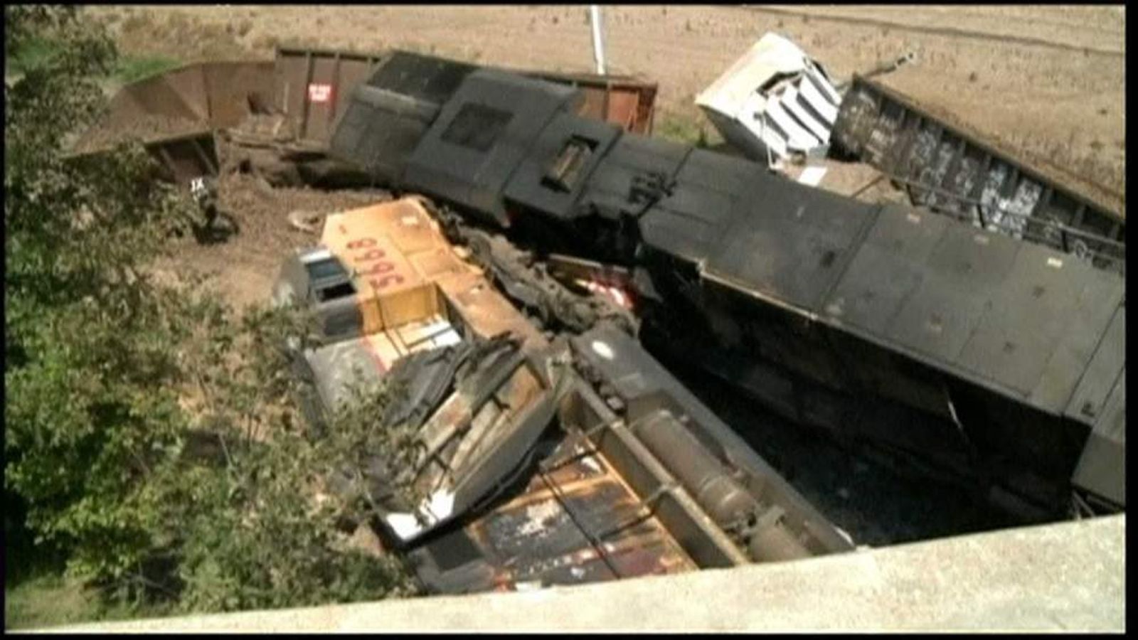 Railroad Bridge Accident Leaves Two Adults Dead, Children Injured And Missing Railroad Bridge Accident Leaves Two Adults Dead, Children Injured And Missing