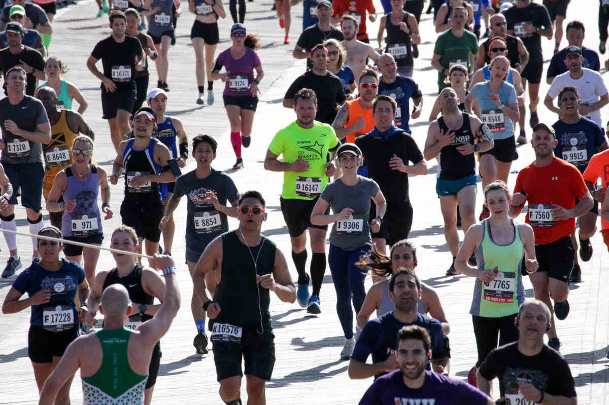 Record-Breaking Crowd Expected For NYC Half Marathon's Brooklyn Bridge Crossing Record-Breaking Crowd Expected For NYC Half Marathon's Brooklyn Bridge Crossing