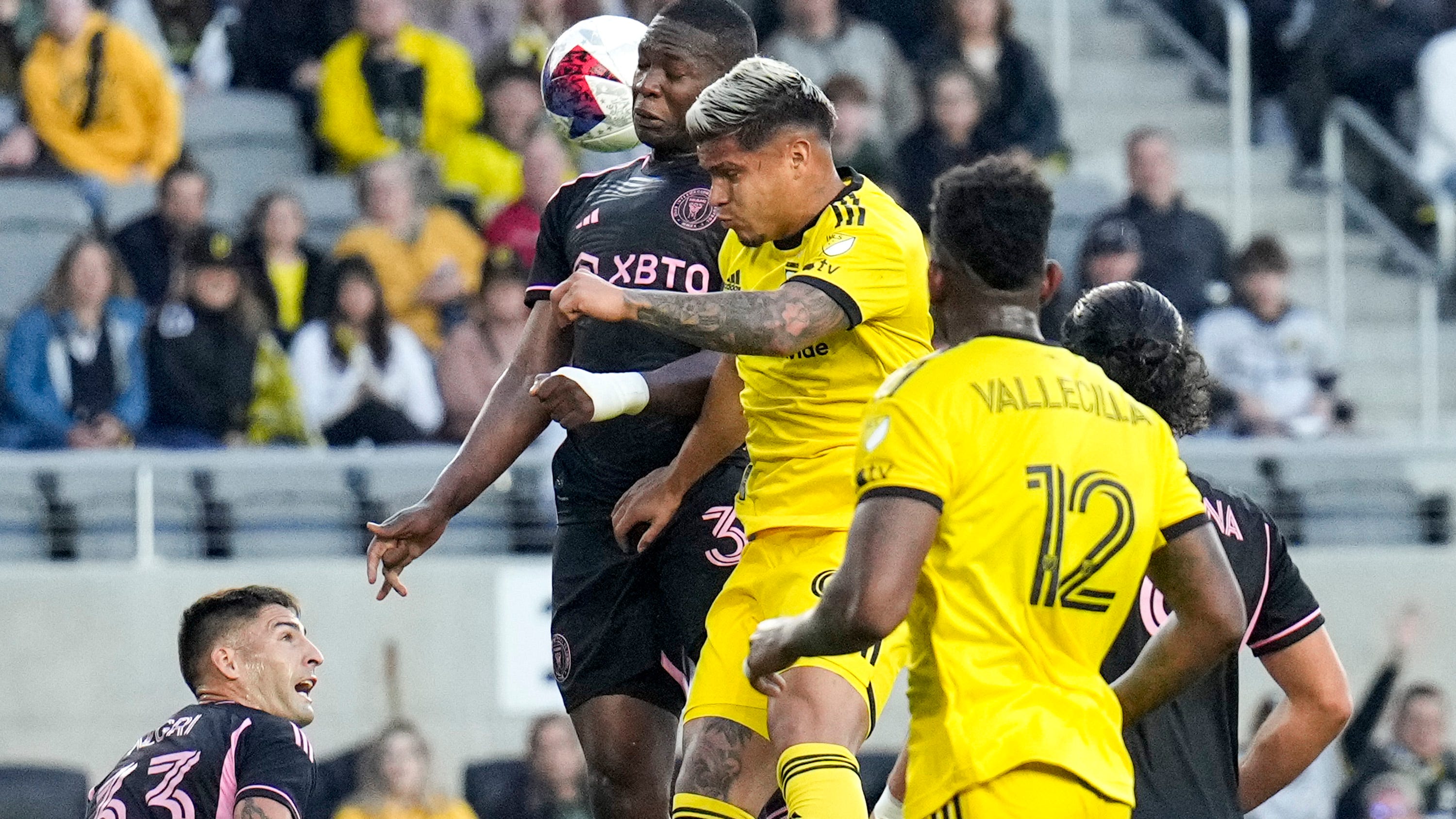 Record-Breaking Crowd Sees Inter Miami Beat Columbus Crew Record-Breaking Crowd Sees Inter Miami Beat Columbus Crew