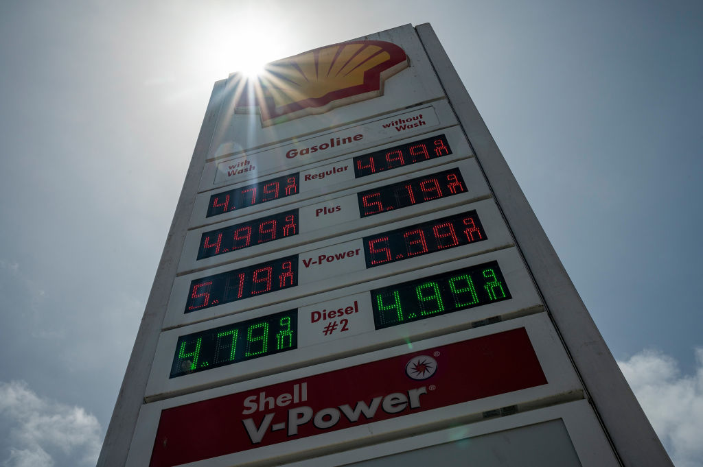 Record Low Gas Prices Predicted For Memorial Day Weekend Record Low Gas Prices Predicted For Memorial Day Weekend