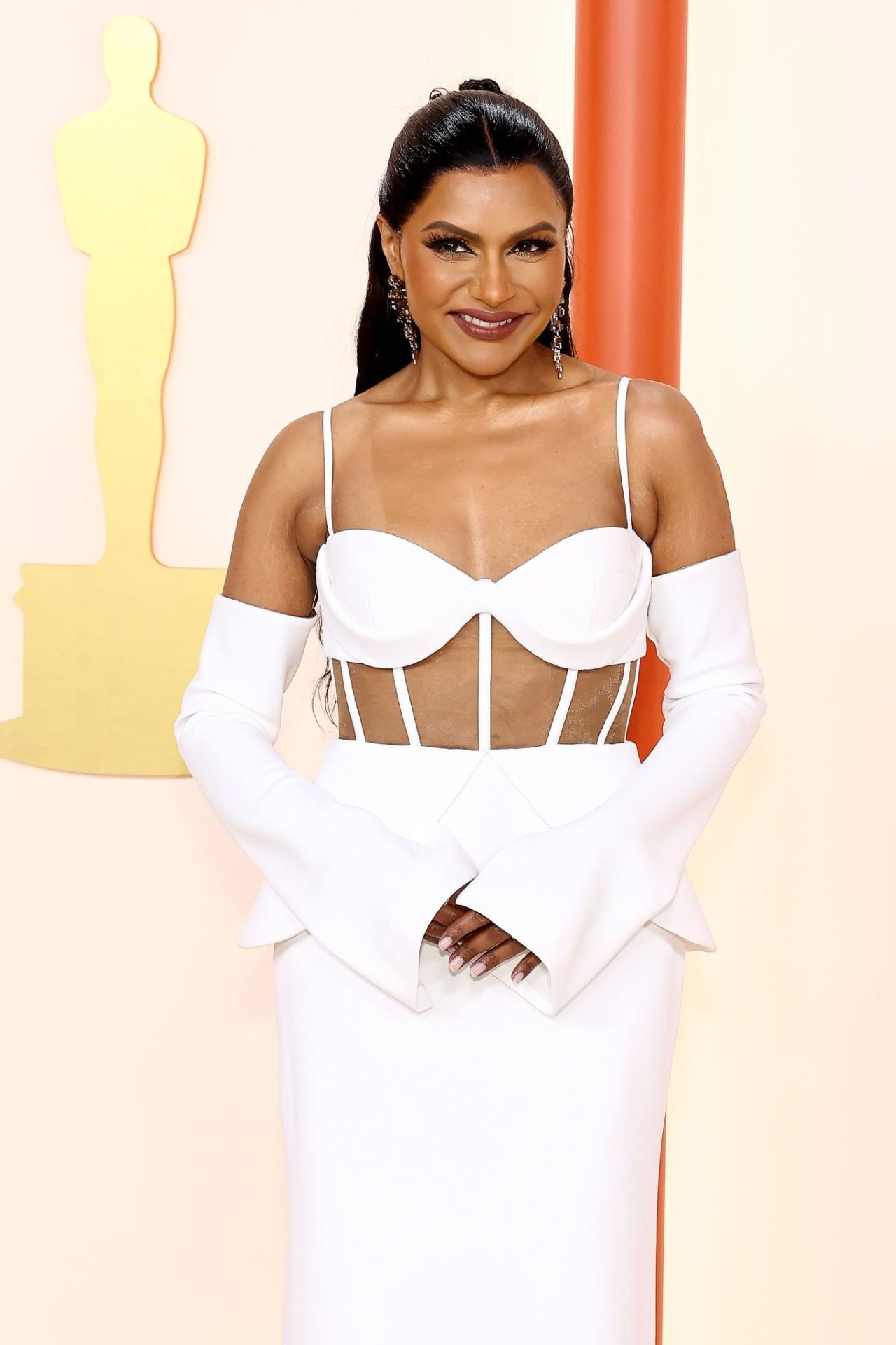 Red Carpet Ready: Mindy Kaling's Transformed Appearance Red Carpet Ready: Mindy Kaling's Transformed Appearance