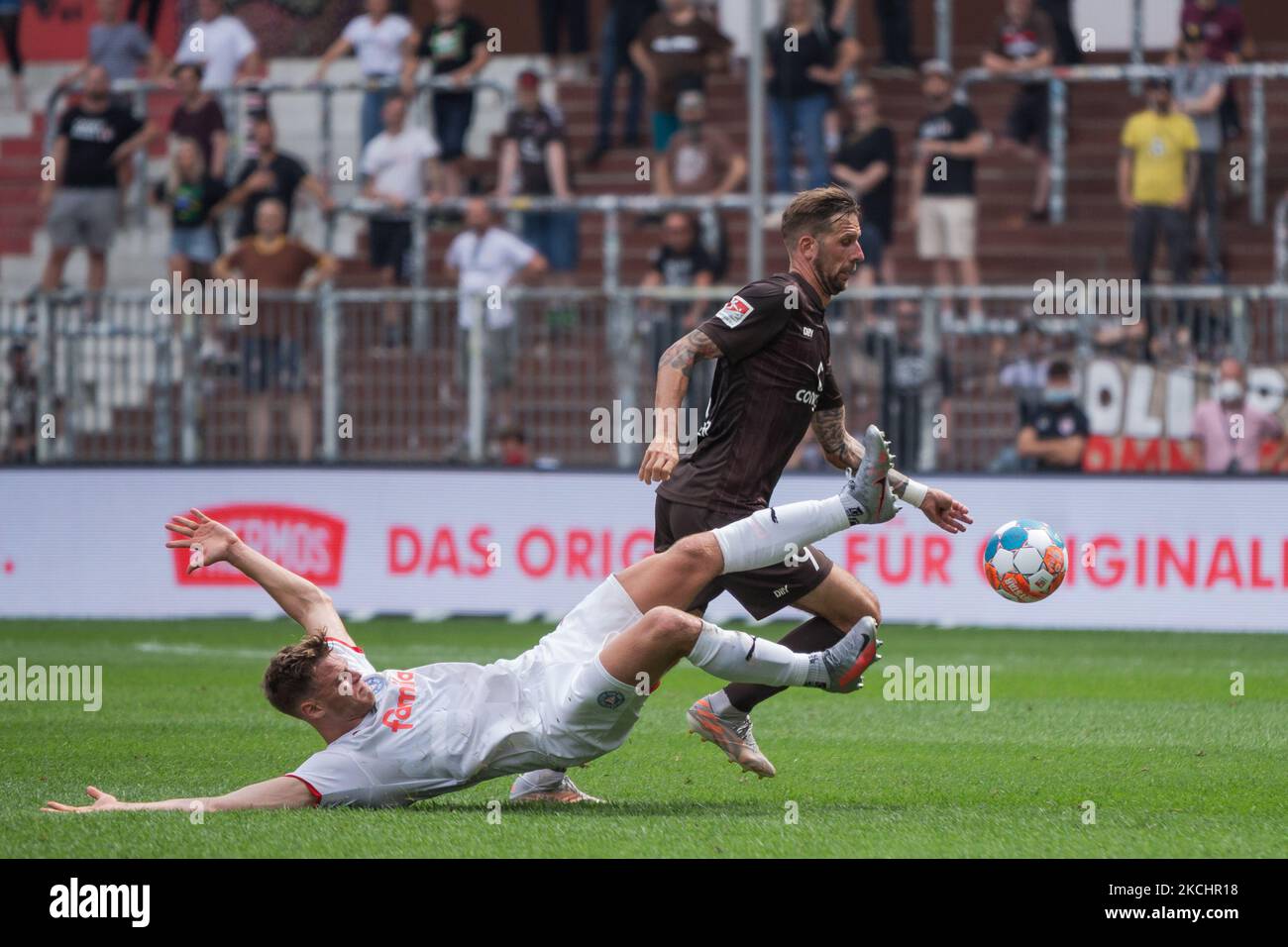 Relegation Battle: Holstein Kiel Holds Champions League-Chasing Mainz To A Draw Relegation Battle: Holstein Kiel Holds Champions League-Chasing Mainz To A Draw